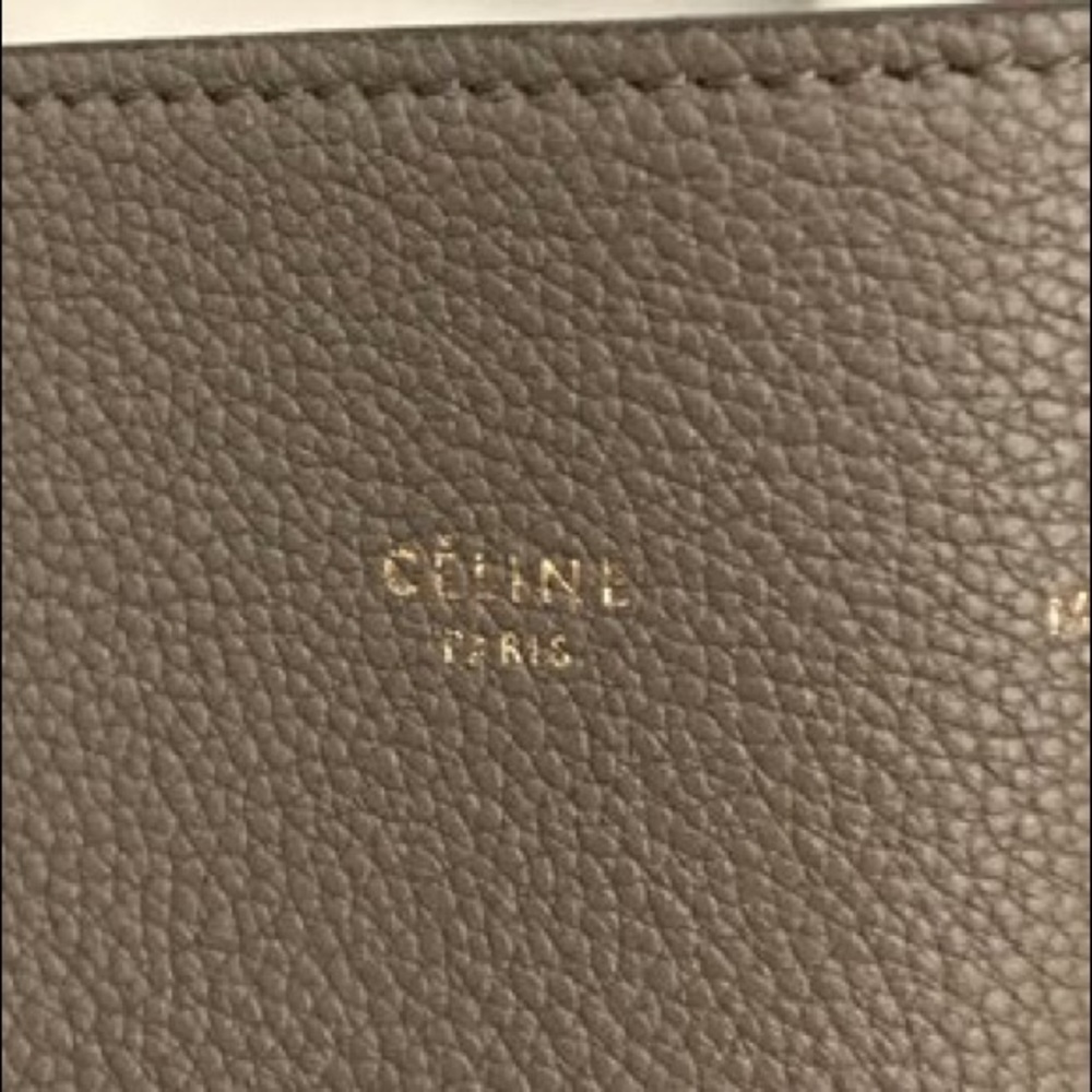 Authentic CELINE PARIS PHANTOM Calf Leather Tote Bag - Picture 2 of 10